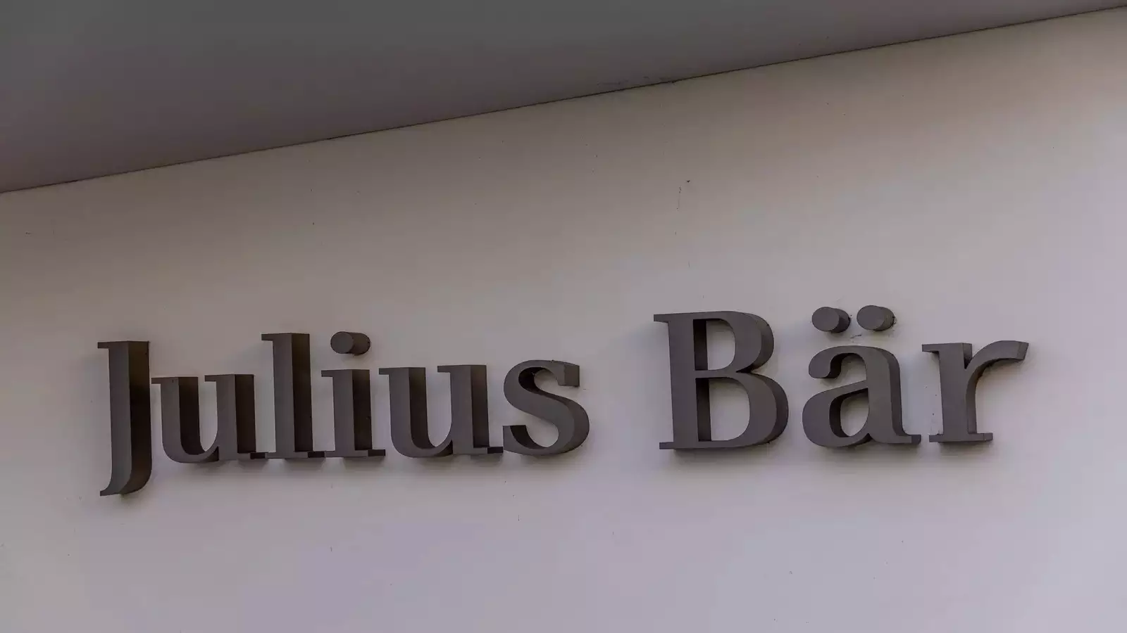 Julius Baer Financial Report